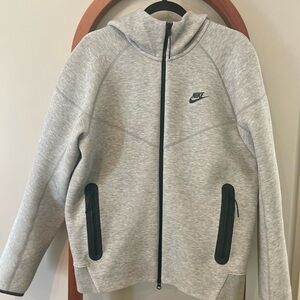Nike Tech Fleece Men’s M